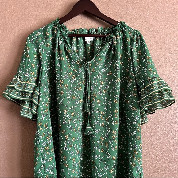 Max Studio Front Tie Ruffle Sleeve Floral Blouse Size 1X - Picture 4 of 9
